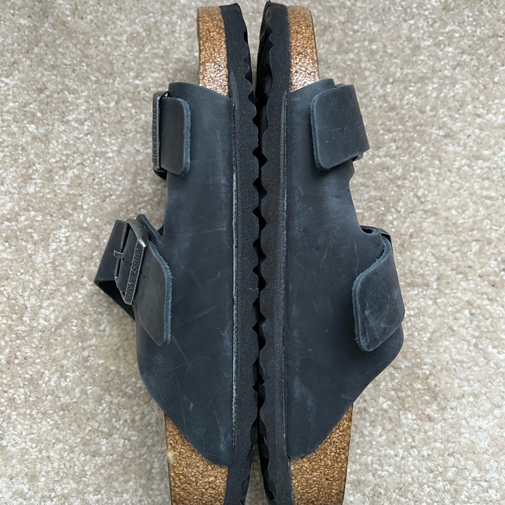 Arizona Birkenstock’s Soft Footbed in Black Oiled Leather Size 39 - Women’s 8 - Picture 7 of 9